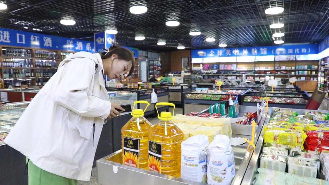 巴克圖中哈邊民互市 連通邊民福祉 鑄就貿(mào)易繁榮